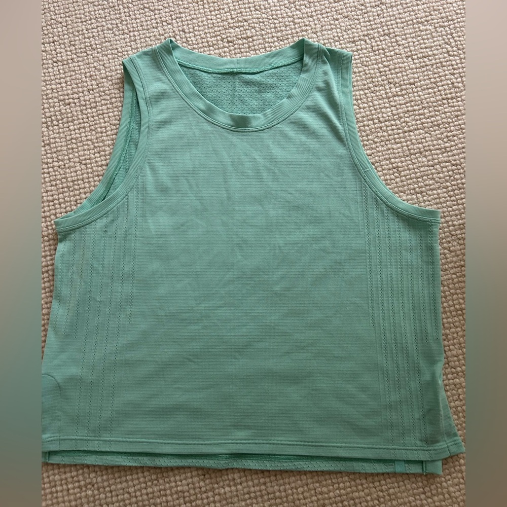 Mint Lululemon breezy tank